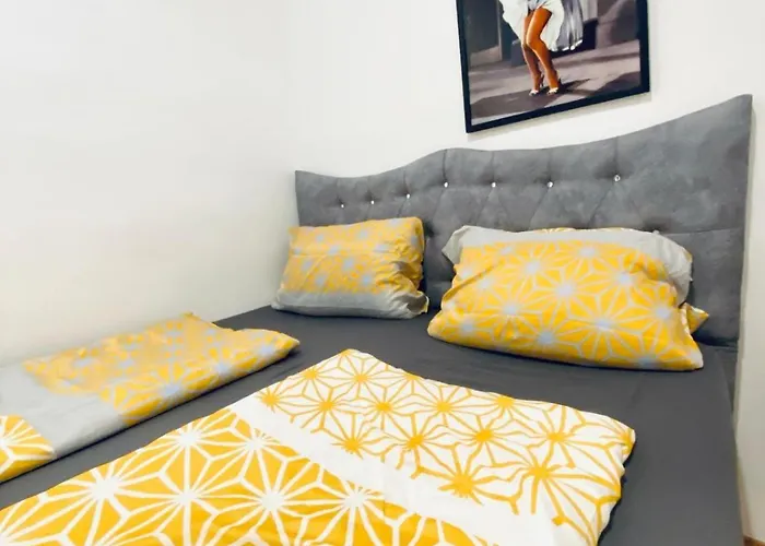 Comfy 3br In Prime Location Appartement Wenen